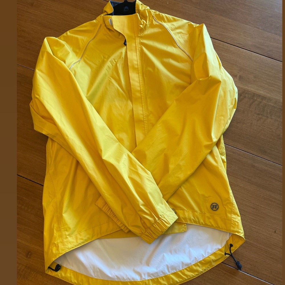 Novara nylon windbreaker medium yellow cycling